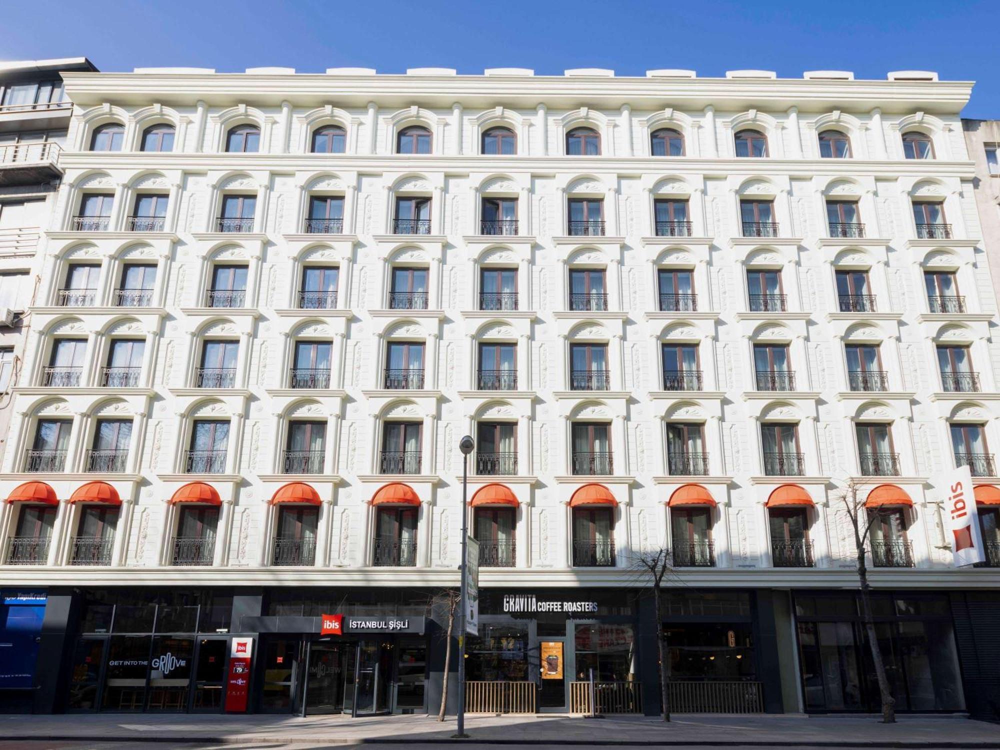 Отель Ibis Istanbul Sisli Экстерьер фото