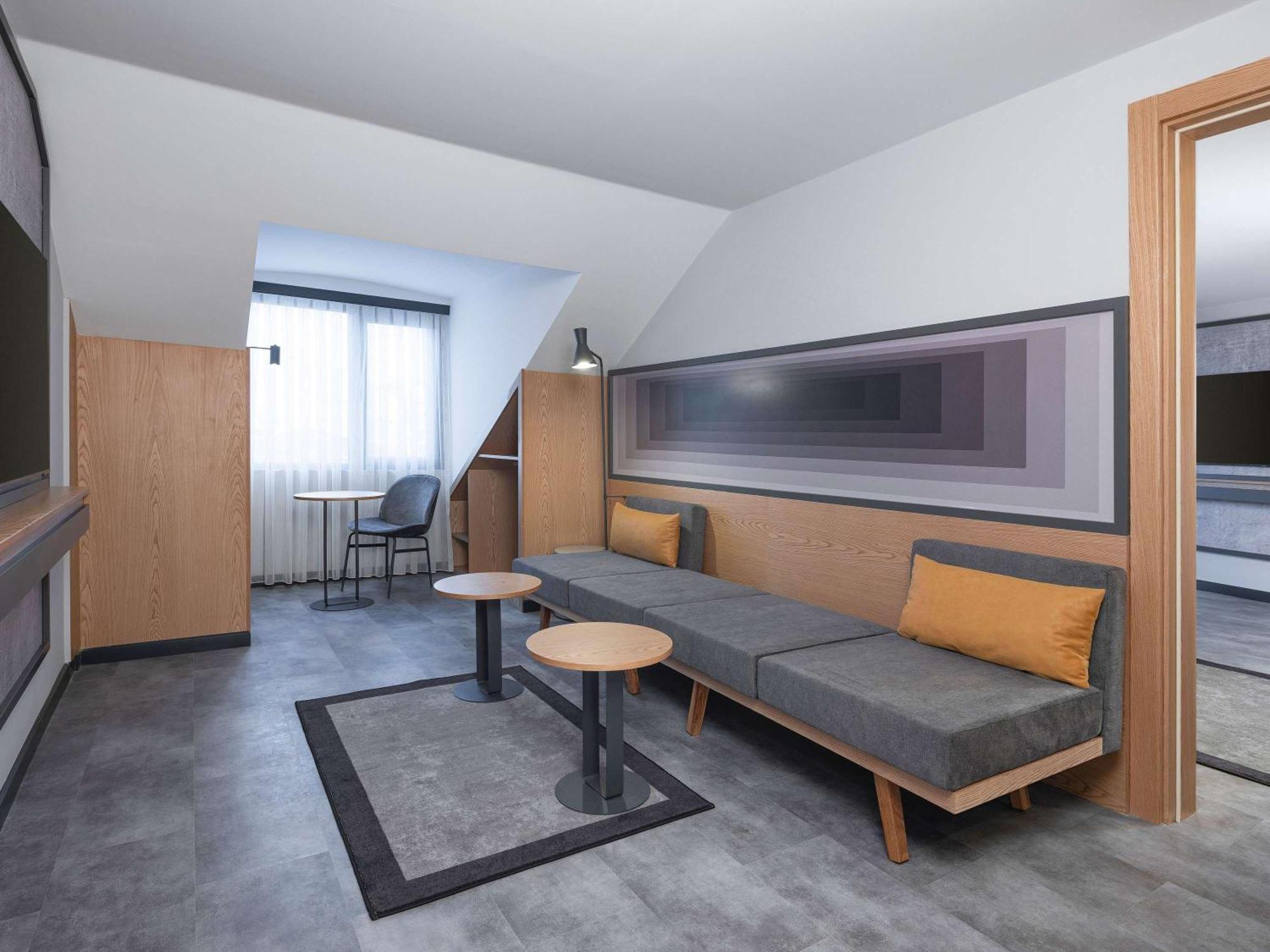 Отель Ibis Istanbul Sisli Экстерьер фото