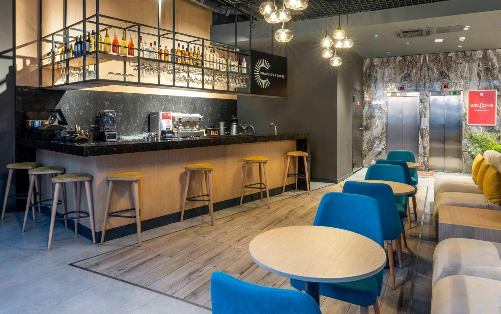 Отель Ibis Istanbul Sisli Экстерьер фото