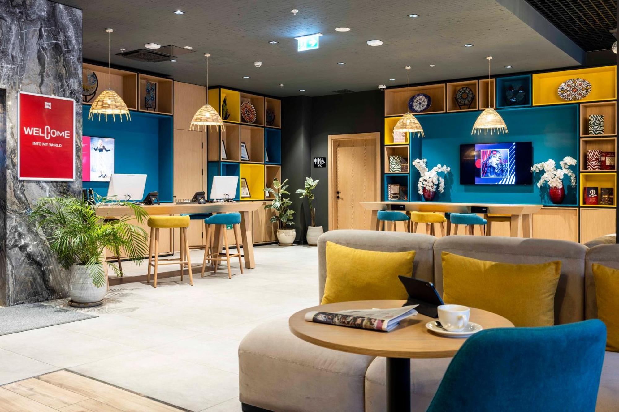 Отель Ibis Istanbul Sisli Экстерьер фото