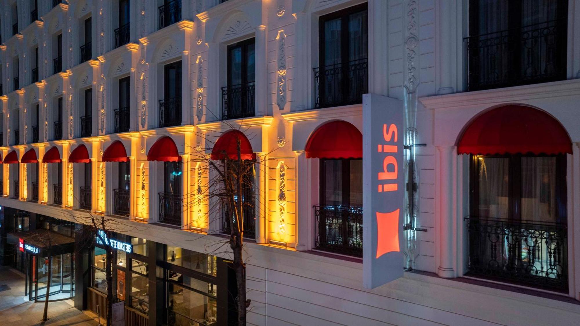 Отель Ibis Istanbul Sisli Экстерьер фото